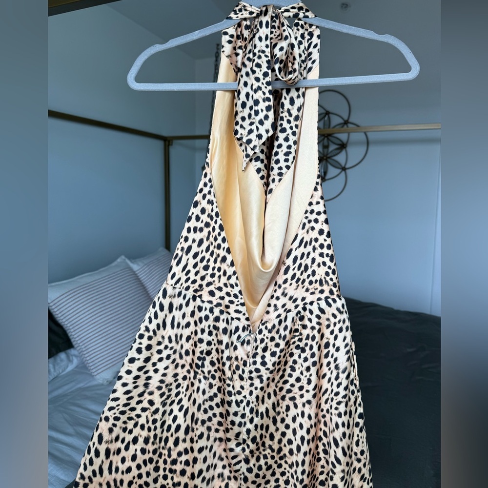 Majorelle Satin Halter Backless Wide Leg Jumpsuit S Leopard Cheetah Gold S - Picture 2 of 10